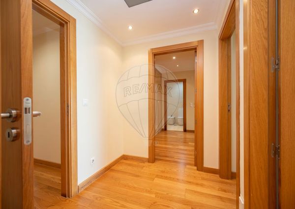 Apartamento T4 em Lisboa