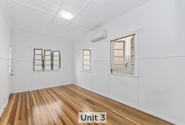 LOW-MAINTENANCE LIVING IN A SUPERB LOCATION! - Photo 1