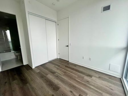 For Lease - 8 Interchange Way Unit# 2707, Vaughan, Ontario - Photo 4