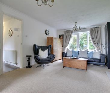 4 bedroom detached house to rent - Photo 2