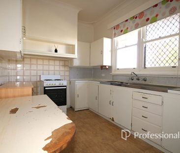 Spacious Home Near the Estuary - Australind - Photo 6