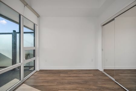 For Lease - 4800 Highway 7 N/A Unit# 326, Vaughan, Ontario - Photo 3