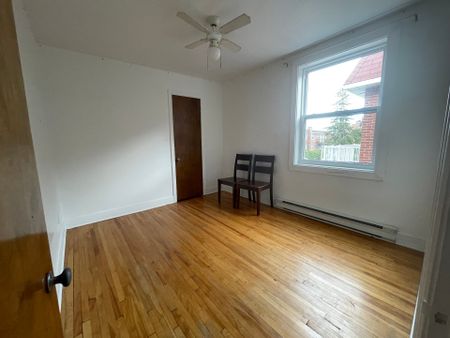 5307 Av. Bessborough - Photo 3