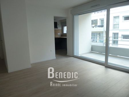 Location Appartement 2 pièces 45m² - Photo 2