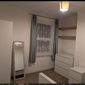 Room in a Shared House, Western Road Reading, RG1 - Photo 2