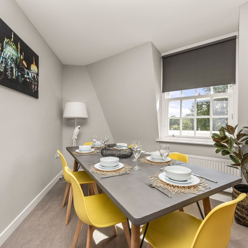 2 Bed Flat, Richmond Place, BN2 - Photo 1