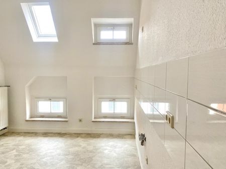 Freiraum mit Weitblick: 2-Zimmerwohnung in beliebter Lage mit Balkon - Photo 4