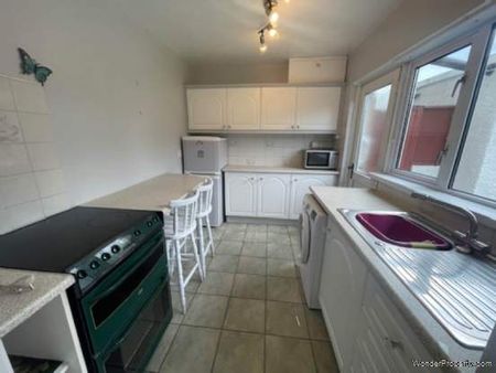 3 bedroom property to rent in Craigavon - Photo 3