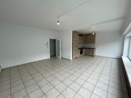 NINOVE - Gerenoveerd appartement vlakbij het centrum. - Foto 5