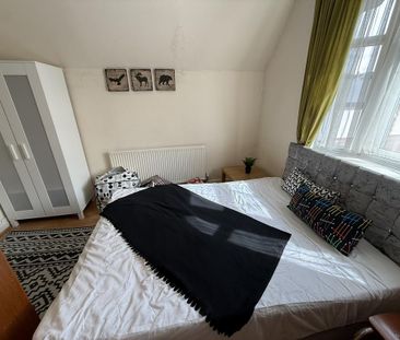 1 bedroom duplex to rent - Photo 4