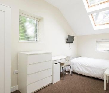 6 bedroom townhouse to rent - Photo 4