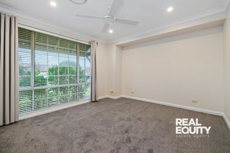 11 Timbara Court, Wattle Grove NSW 2173 - House For Rent | Domain - Photo 4