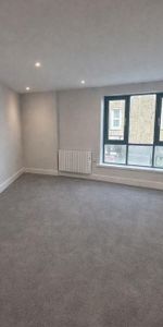 2 bedroom block of apartments to rent - Photo 4