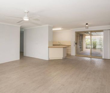 3 x 1 Unit Available to Rent - Photo 1