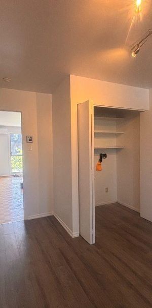 Grand 4 1/2 Longueuil rue Front - Photo 1