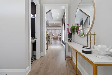 For Lease - 1437 Lakeport Crescent, Oakville, Ontario - Photo 2