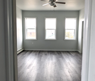 181 John St - Unit 3 [Available on 1st September] - Photo 2