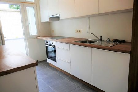 Appartement te huur - Foto 2