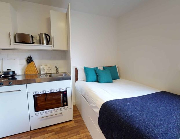 Standard Studio Apartment - Photo 1