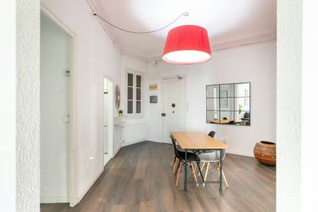 Carrer de la Reina Cristina, Barcelona, Catalonia 08003 - Photo 2