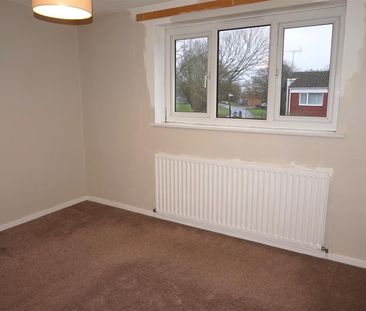 Sutton Close, Redditch - Photo 4