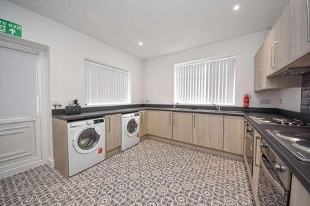 Springfield Road, Springfield, Wigan, WN6 - Photo 4