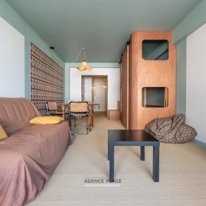 Location Appartement 2 pièces 46m² LES SABLES D OLONNE 85100 - Photo 1