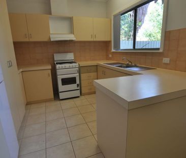 MOVE STRAIGHT IN! - Renovated 1x1 + Extras - Photo 6