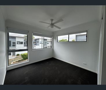 20/70 Willow Road, Redbank Plains, Qld 4301 - Photo 3