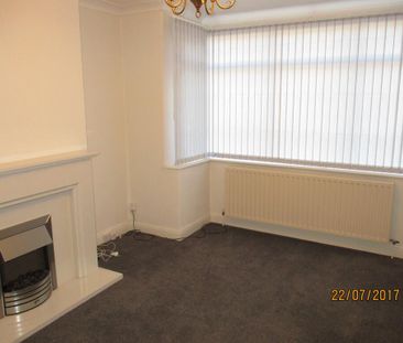 3 bedroom terraced house to rent - Photo 1