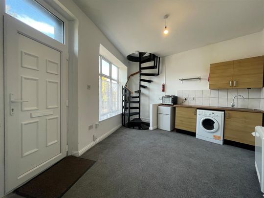 Cobden Street, Nelson - Photo 1