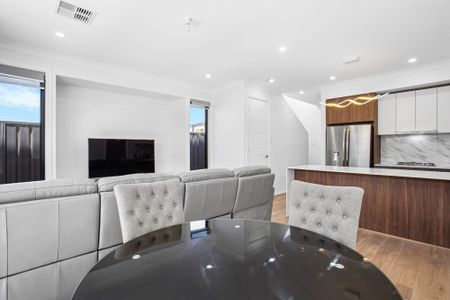 4-bedroom shared house / townhouse, Pita Road - Photo 4