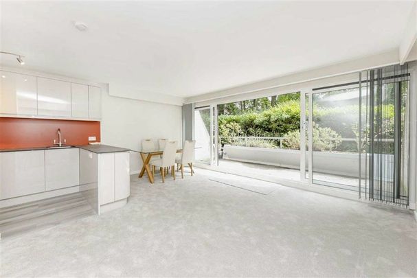 Archery Steps, Hyde Park, W2 - Photo 1