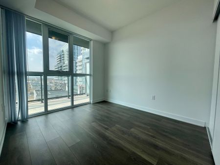 For Lease - 60 Honeycrisp Crescent Unit# 605, Vaughan, Ontario - Photo 4