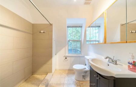 For Lease - 125 Steeles Avenue Unit# unit 2, Toronto, Ontario - Photo 5