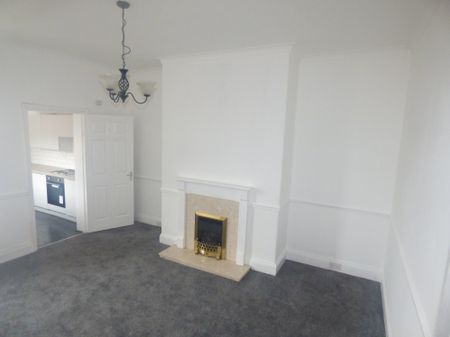 2 bed flat to rent in East Howdon, Wallsend, NE28 - Photo 2