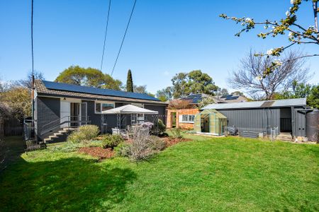 Classic Ainslie Beauty, Fully Renovated - Photo 5