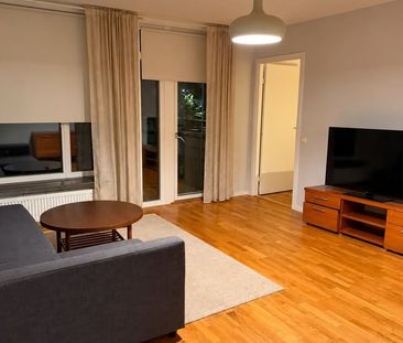 Erik Sandbergs gata, Solna - Foto 1