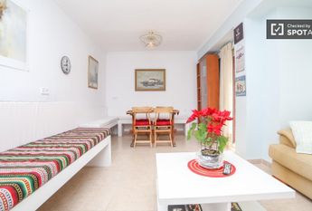 valencia, Valencian Community 46011