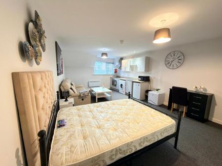 Studio to rent - Photo 4