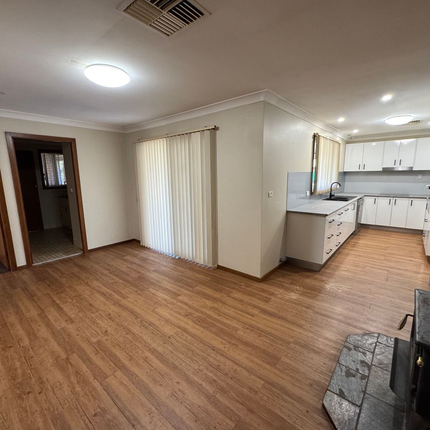 Expansive Family Residence - Photo 1