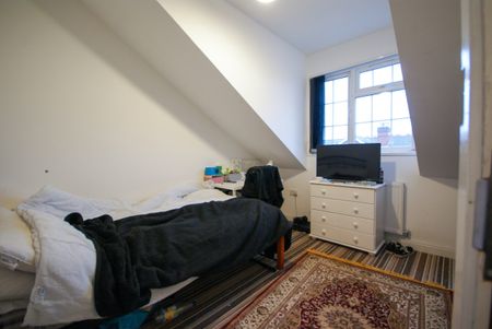 68 Hubert Road - Photo 2