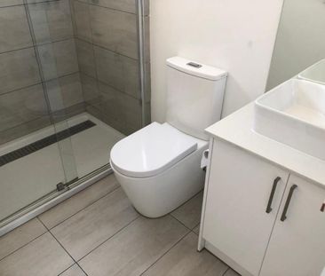 5/22 Green Street, Airport West, Vic 3042 - Photo 3