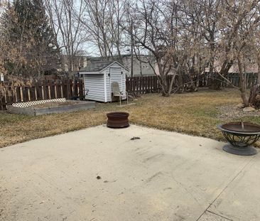 Main Floor Suite Located in Waskasoo!! - Photo 2