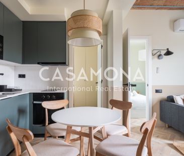 Bright And Fully Renovated 3-Bedroom Apartment In Poble Nou - Photo 2