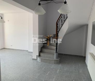Dacia - Vasile Lascar I Vila 9 camere I Renovata recent - Photo 3