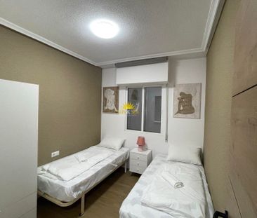 2-BEDROOM APARTMENT IN TORREVIEJA - Photo 4