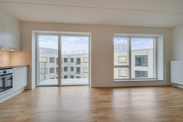 2-vær. lejlighed med egen altan - Foto 1