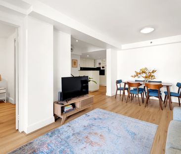 Furnished, spacious 1-bedroom apartment - Photo 5