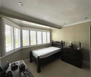 Oakhurst Rise, Carshalton, SM5 - Photo 4